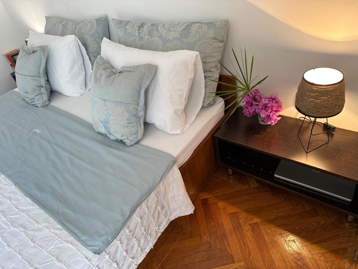 Cosy Family Apartment Marina Kastela Near Airport Exterior photo